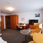 Hotel Am Main 3*