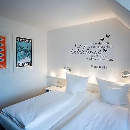 Hotel Am Main 3*