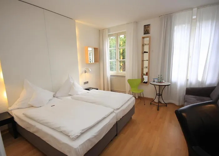 Am Main Hotel 3*